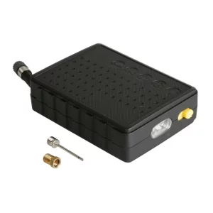 Compresor aer Mini pentru motocicleta si bicicleta, cu baterii 8xLR6 AA Lampa