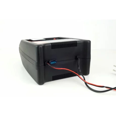 Redresor incarcare acumulator, 12A - 12V, Amio SBC-12A