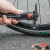MINI POMPA MANUALA CU MANOMETRU PREMIUM PENTRU BICICLETE