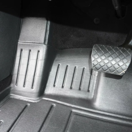 SET COVORASE AUTO CAUCIUC UMBRELLA PENTRU DACIA DUSTER 2WD (2024-)